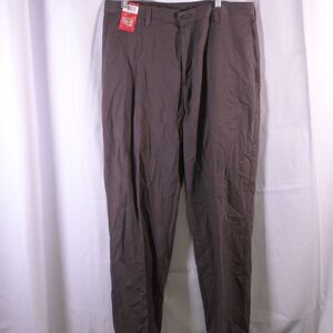 NWT Lee Mens 36x32 Brown Stain Resistant Plain Flat Front Chino‎ Khakis Pants